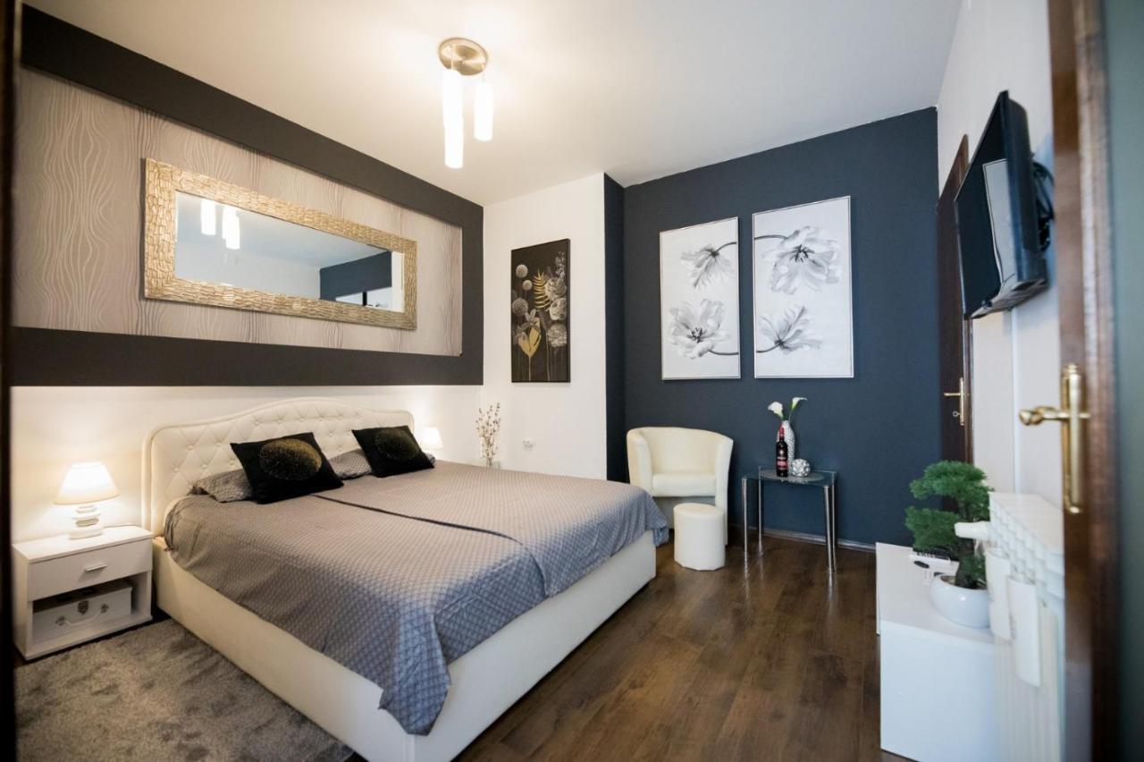 The Bridge - Private Parking Apartment Osijek