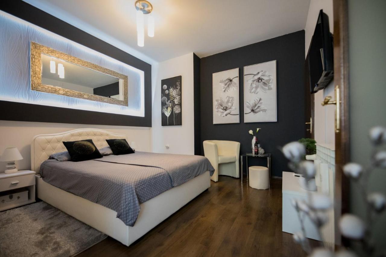 Apartment The Bridge - Private Parking Osijek