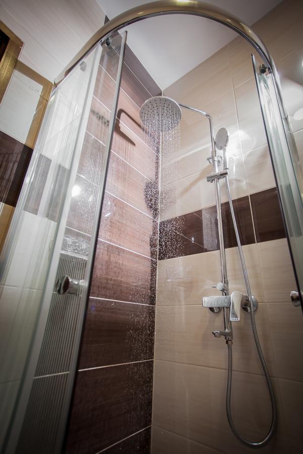 Apartment The Bridge - Private Parking Osijek