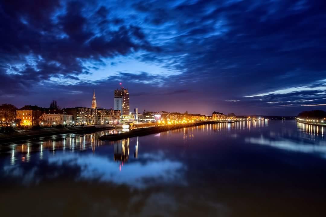 The Bridge - Private Parking Osijek